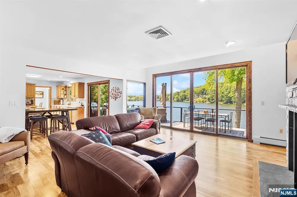 177 High Crest West Milford, NJ 07480
