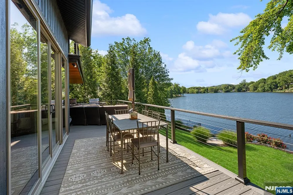 177 High Crest West Milford, NJ 07480