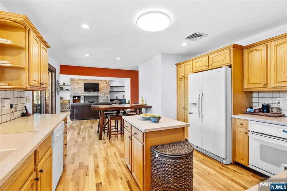 177 High Crest West Milford, NJ 07480