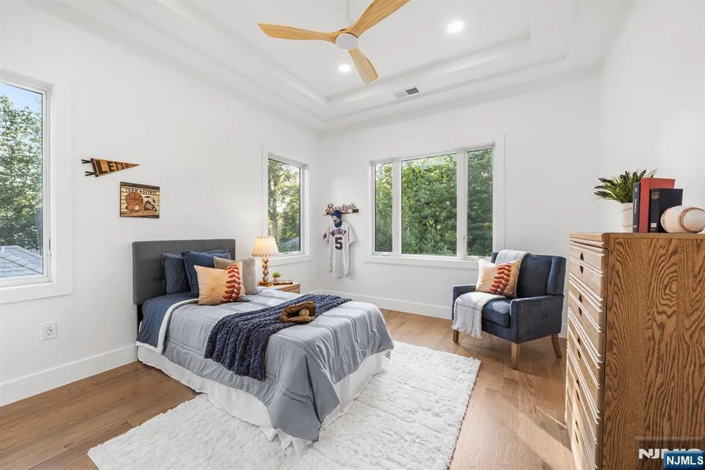 526 Doremus Avenue Glen Rock, NJ 07452