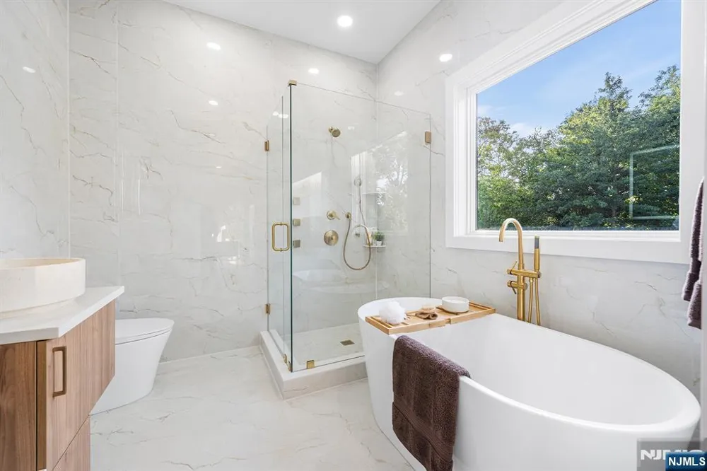 526 Doremus Avenue Glen Rock, NJ 07452