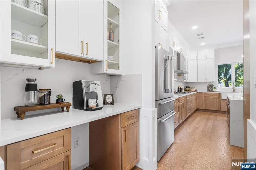 526 Doremus Avenue Glen Rock, NJ 07452