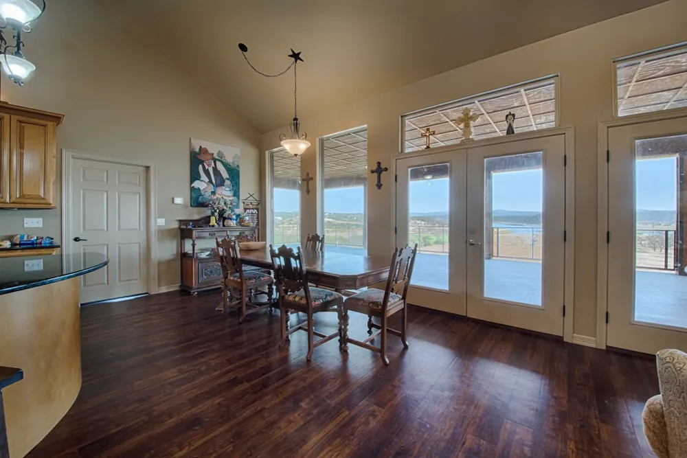 421 Chimney Cove Drive Marble Falls, TX 78654