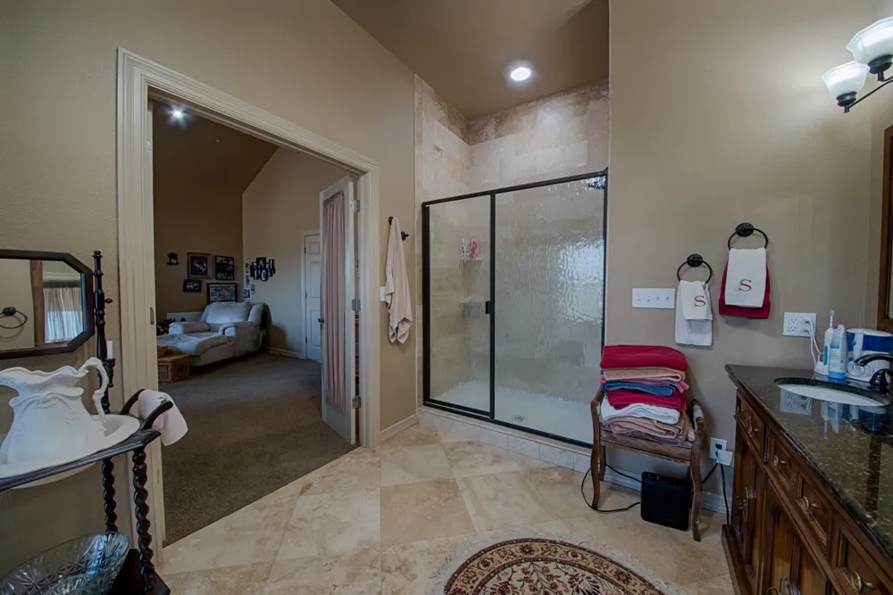 421 Chimney Cove Drive Marble Falls, TX 78654