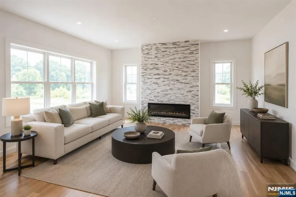 9 Emerald Drive Hamburg, NJ 07419