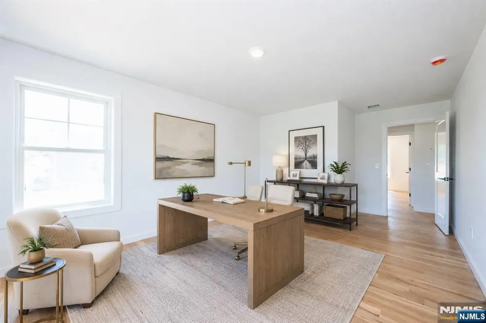 9 Emerald Drive Hamburg, NJ 07419