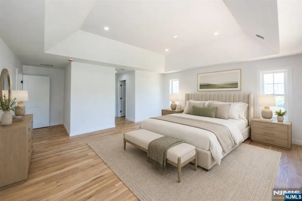 9 Emerald Drive Hamburg, NJ 07419