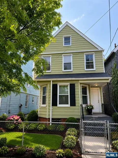 667 Scotland Road
