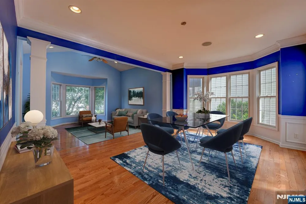 16 Commanders Court Totowa, NJ 07512