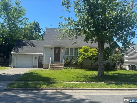 9 Wallace Lane