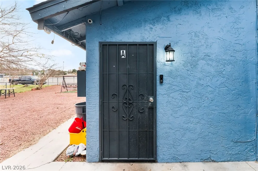 828 Sagman Street Las Vegas, NV 89101