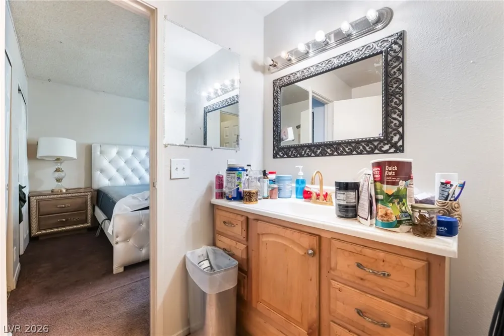 828 Sagman Street Las Vegas, NV 89101