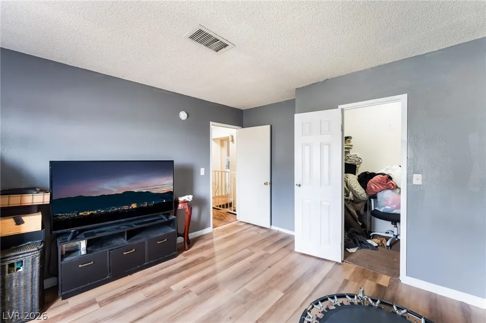 828 Sagman Street Las Vegas, NV 89101