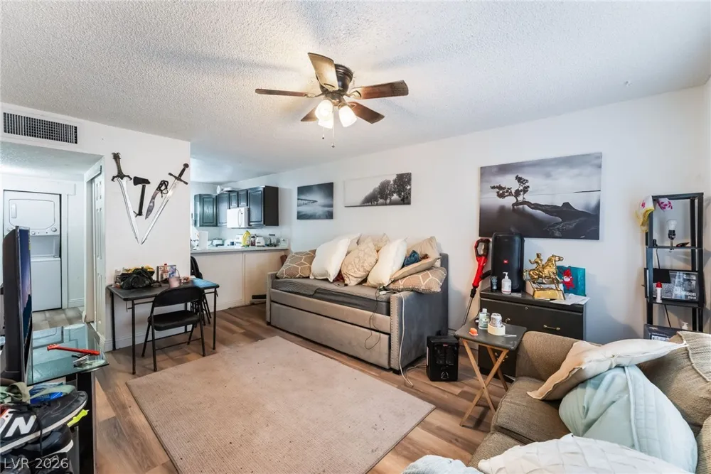 828 Sagman Street Las Vegas, NV 89101