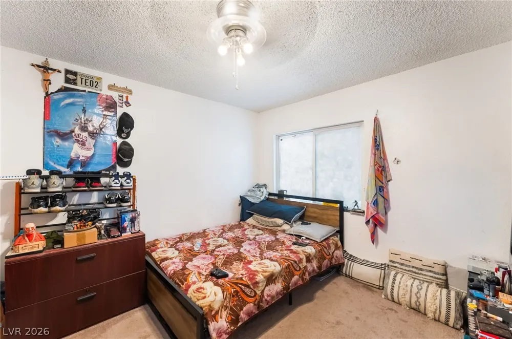 828 Sagman Street Las Vegas, NV 89101