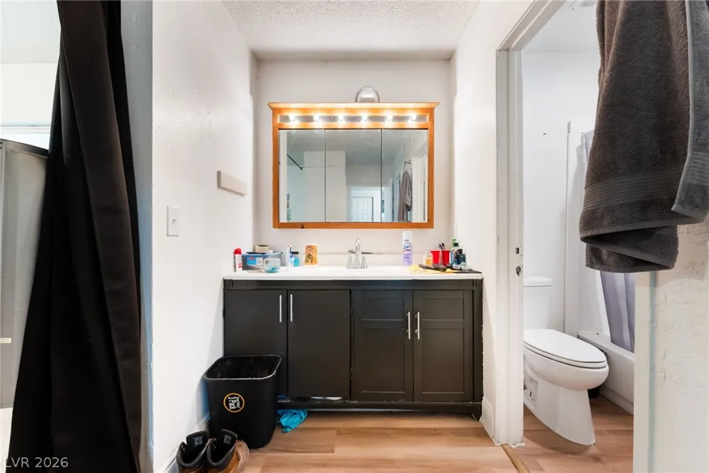 828 Sagman Street Las Vegas, NV 89101
