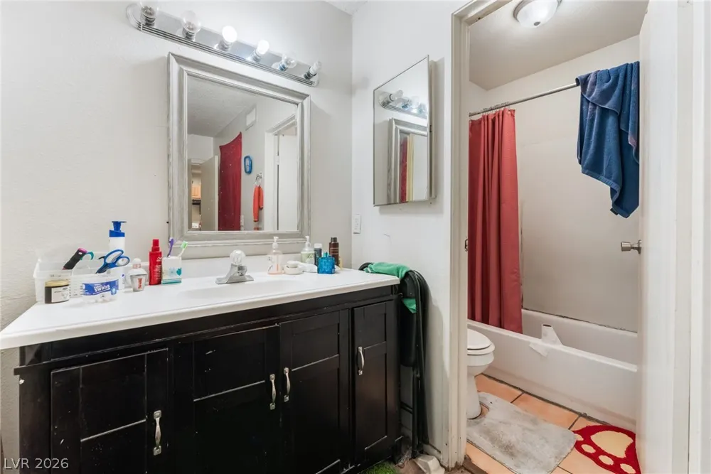 828 Sagman Street Las Vegas, NV 89101