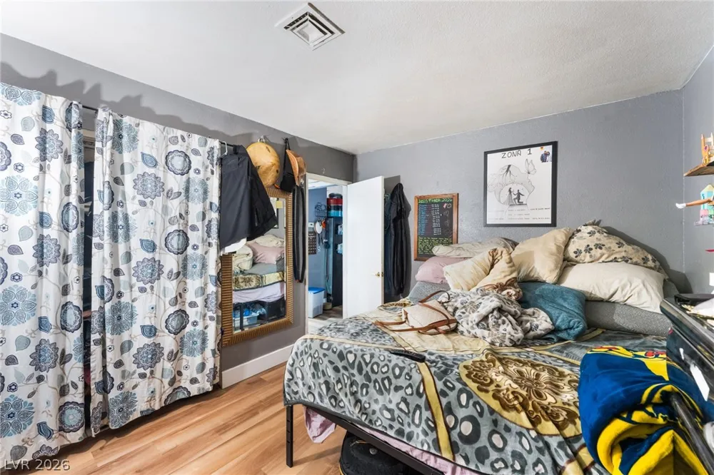 828 Sagman Street Las Vegas, NV 89101