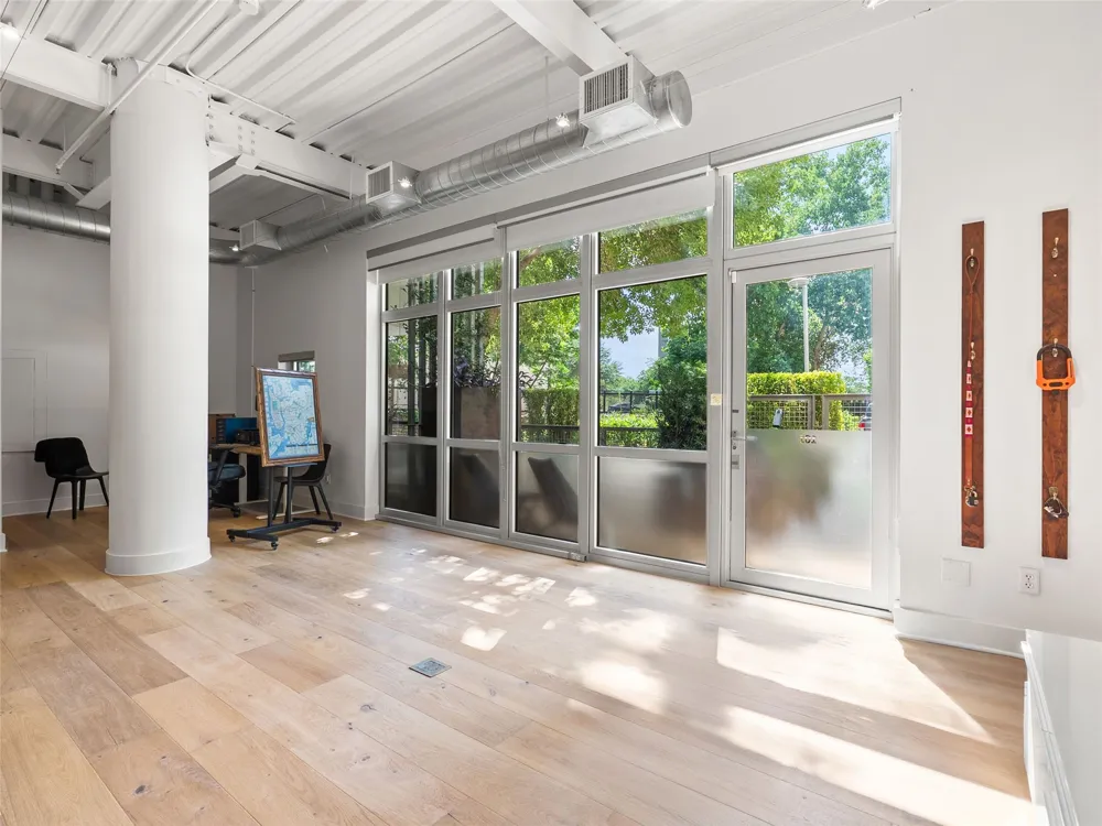 603 Davis Street #101 Austin, TX 78701
