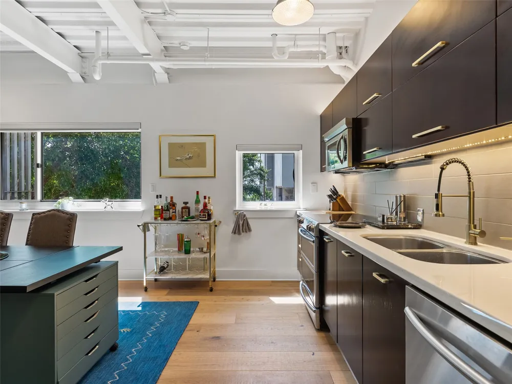 603 Davis Street #101 Austin, TX 78701