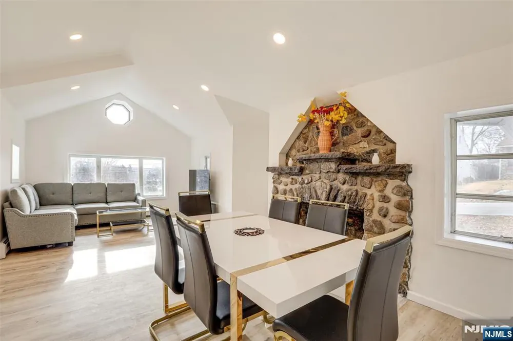 10 Ridge Road Stanhope, NJ 07874