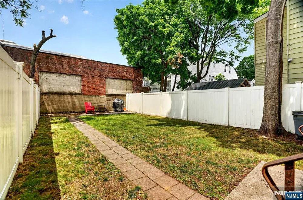 630 Madison Avenue Paterson, NJ 07514