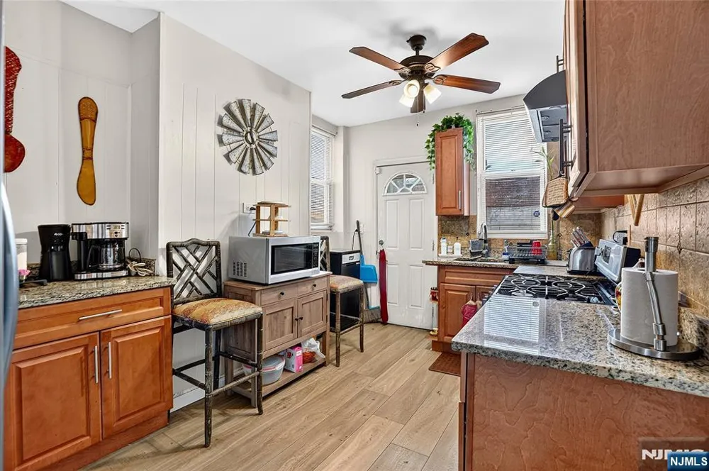 630 Madison Avenue Paterson, NJ 07514