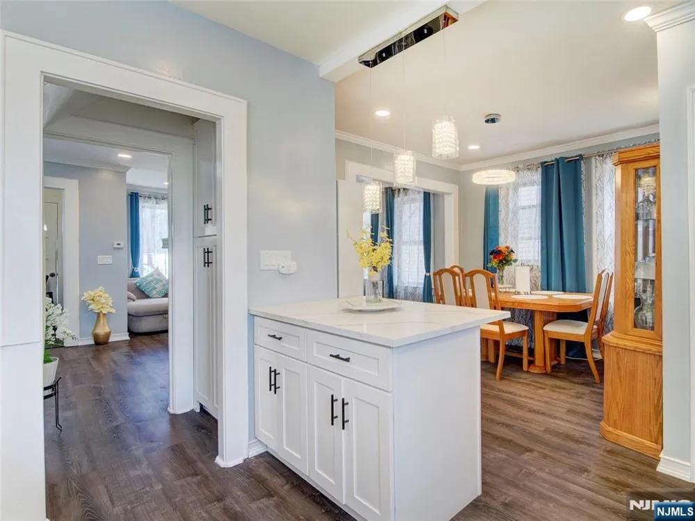 176 Forest Street Kearny, NJ 07032