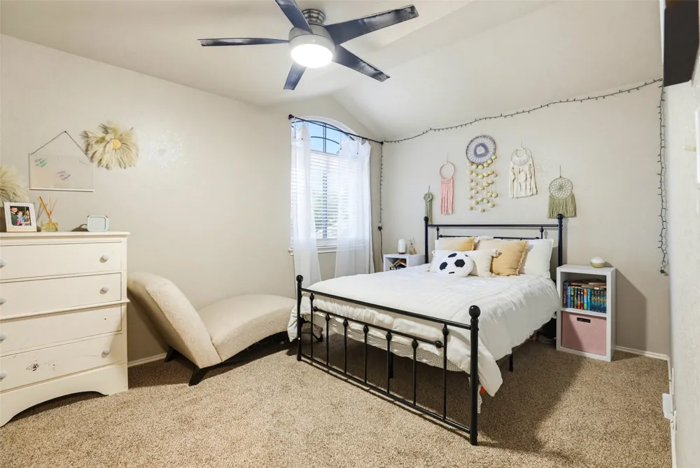 518 BANDERA CIR CIRCLE New Braunfels, TX 78130