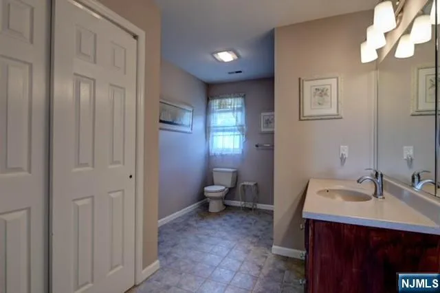 32 Dyer Road Sussex, NJ 07461