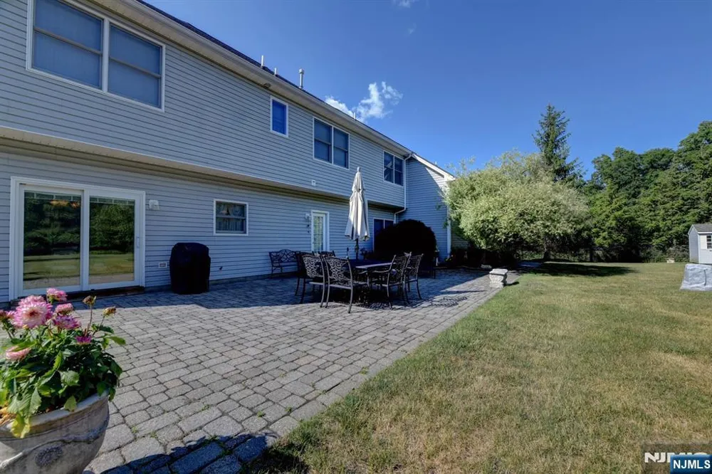 32 Dyer Road Sussex, NJ 07461