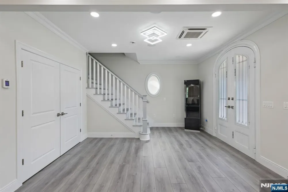 11 Linden Avenue Kearny, NJ 07032