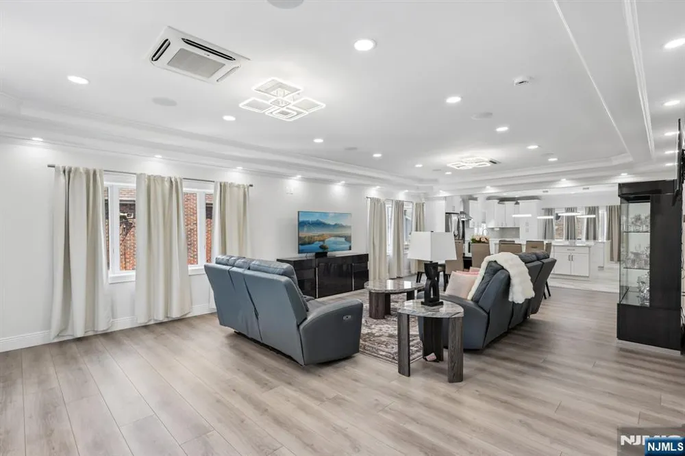 11 Linden Avenue Kearny, NJ 07032