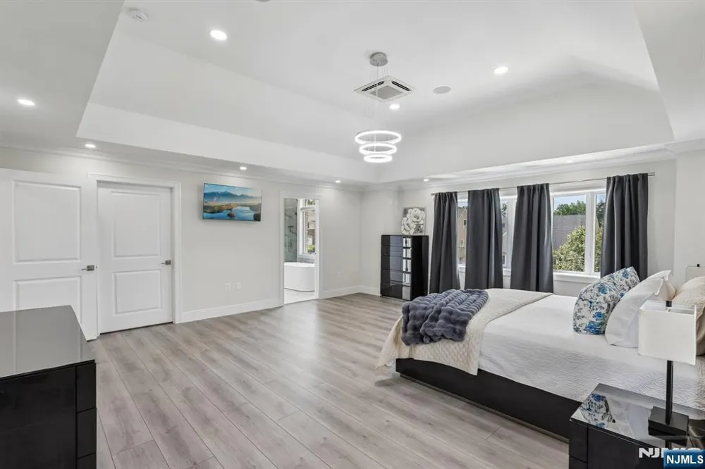 11 Linden Avenue Kearny, NJ 07032