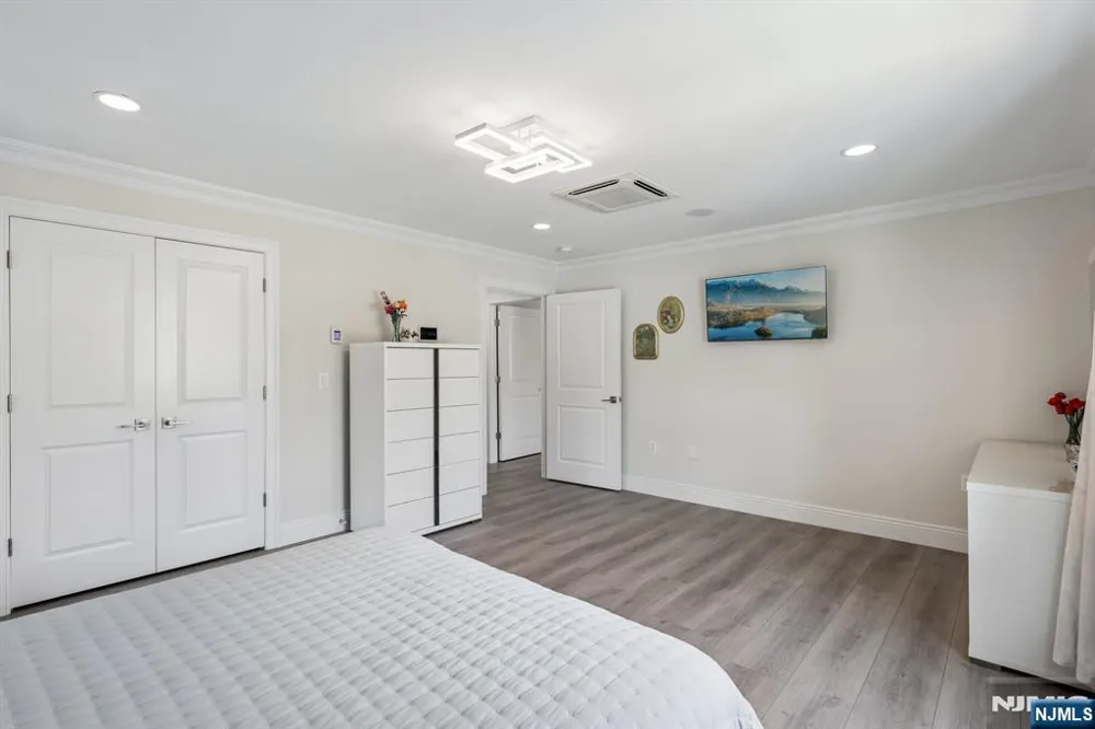11 Linden Avenue Kearny, NJ 07032