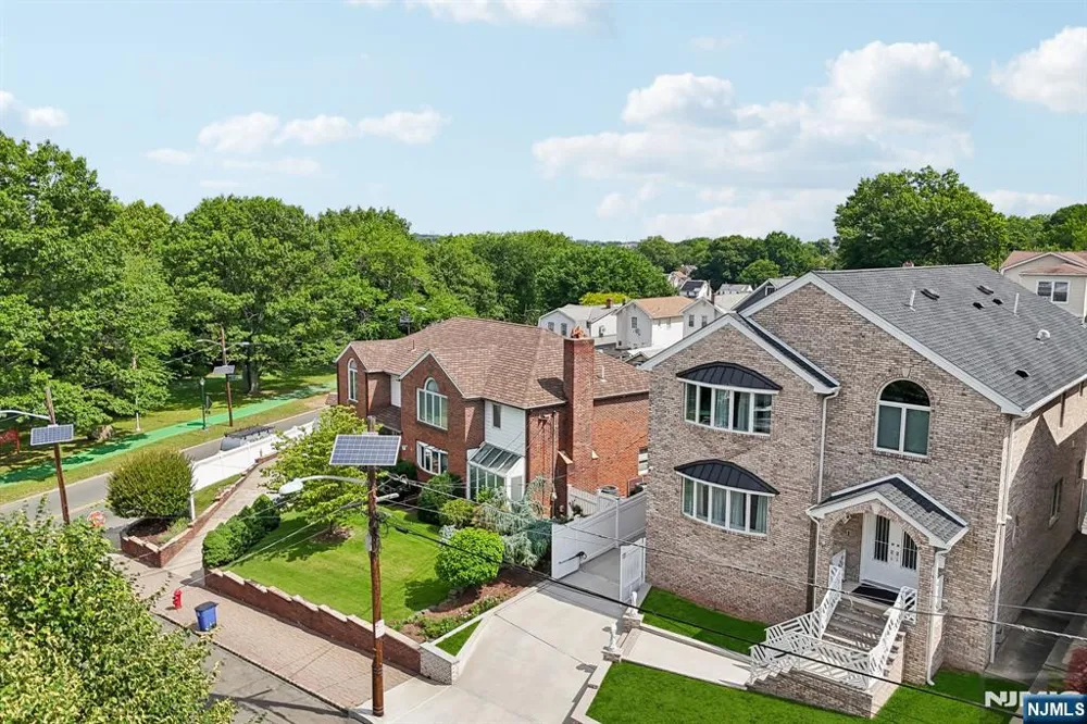 11 Linden Avenue Kearny, NJ 07032