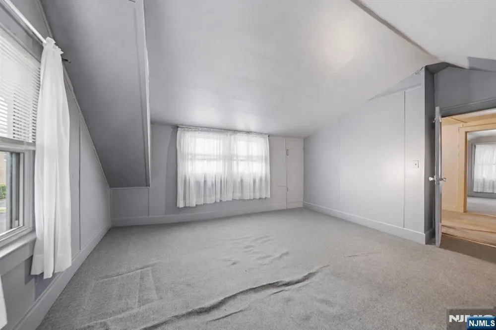 148 End Avenue Englewood, NJ 07631