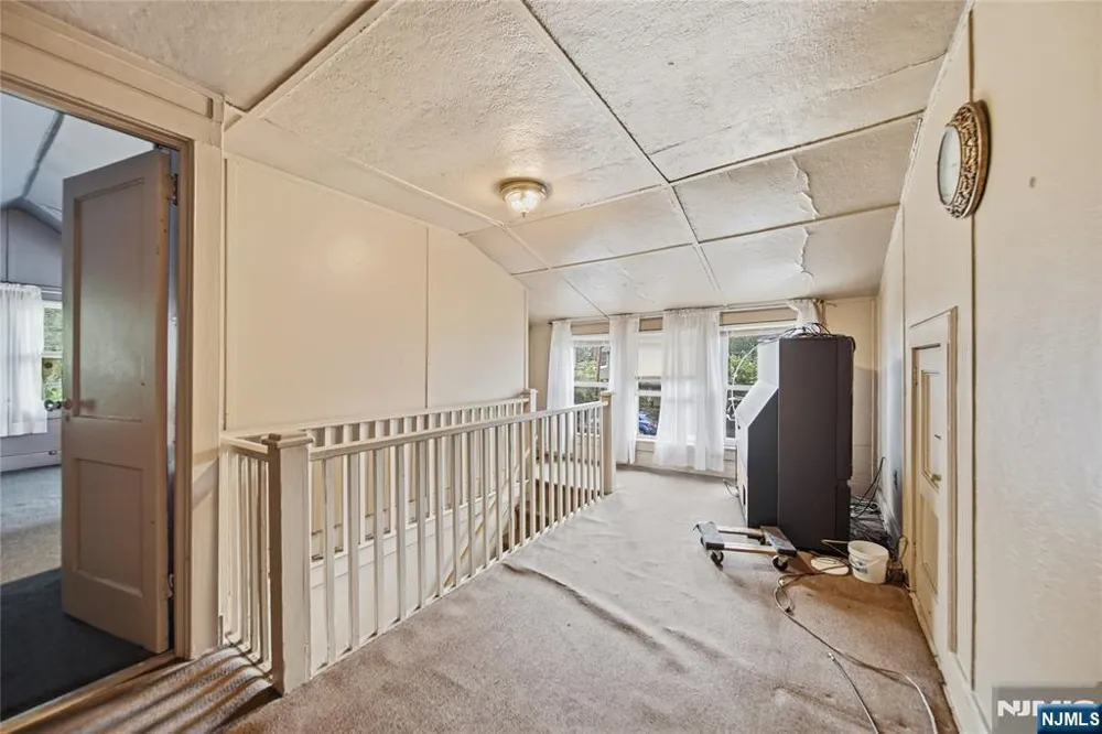 148 End Avenue Englewood, NJ 07631