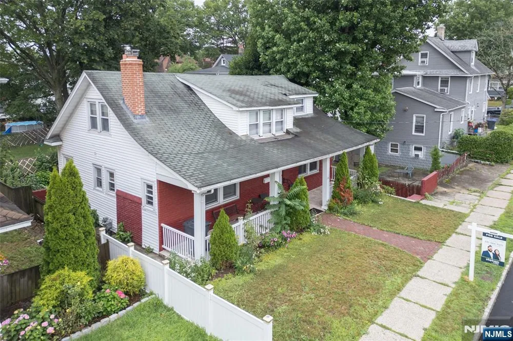 148 End Avenue Englewood, NJ 07631