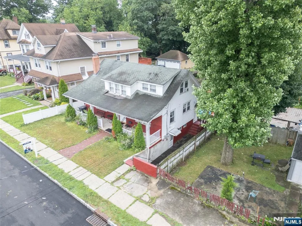 148 End Avenue Englewood, NJ 07631