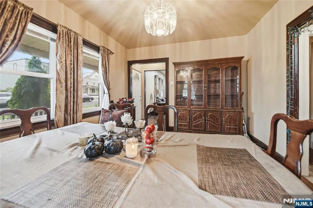 148 End Avenue Englewood, NJ 07631