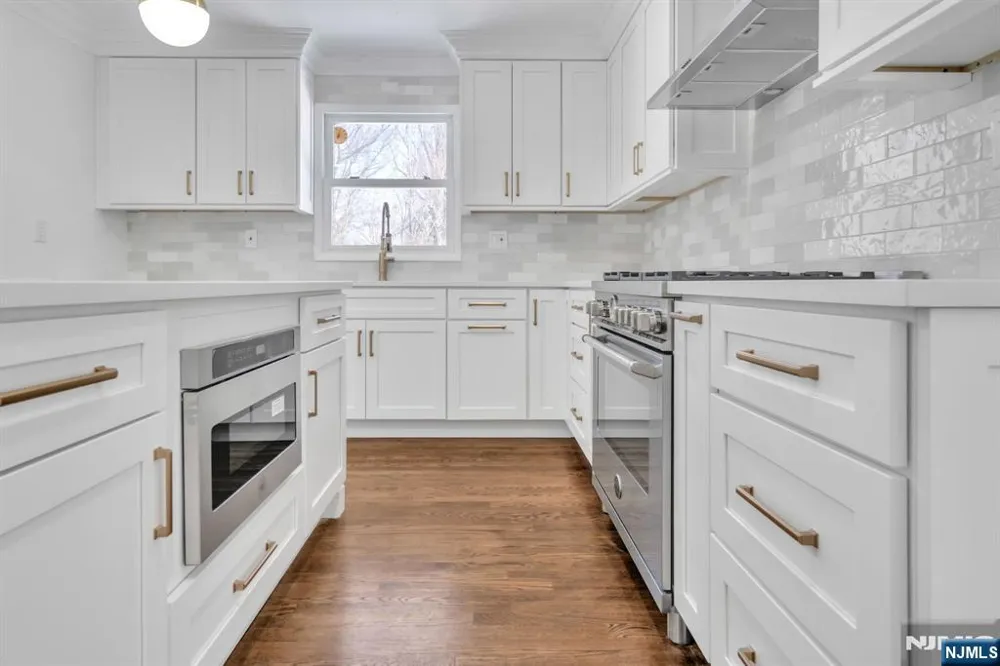 853 Shadow Ridge Road Franklin Lakes, NJ 07417