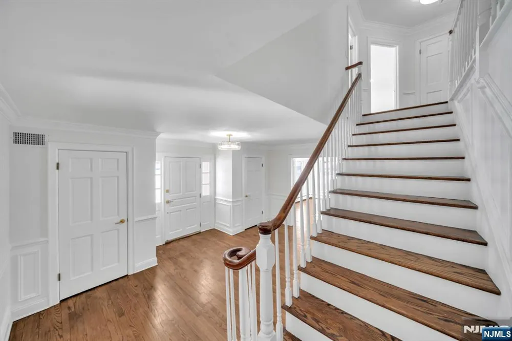 853 Shadow Ridge Road Franklin Lakes, NJ 07417