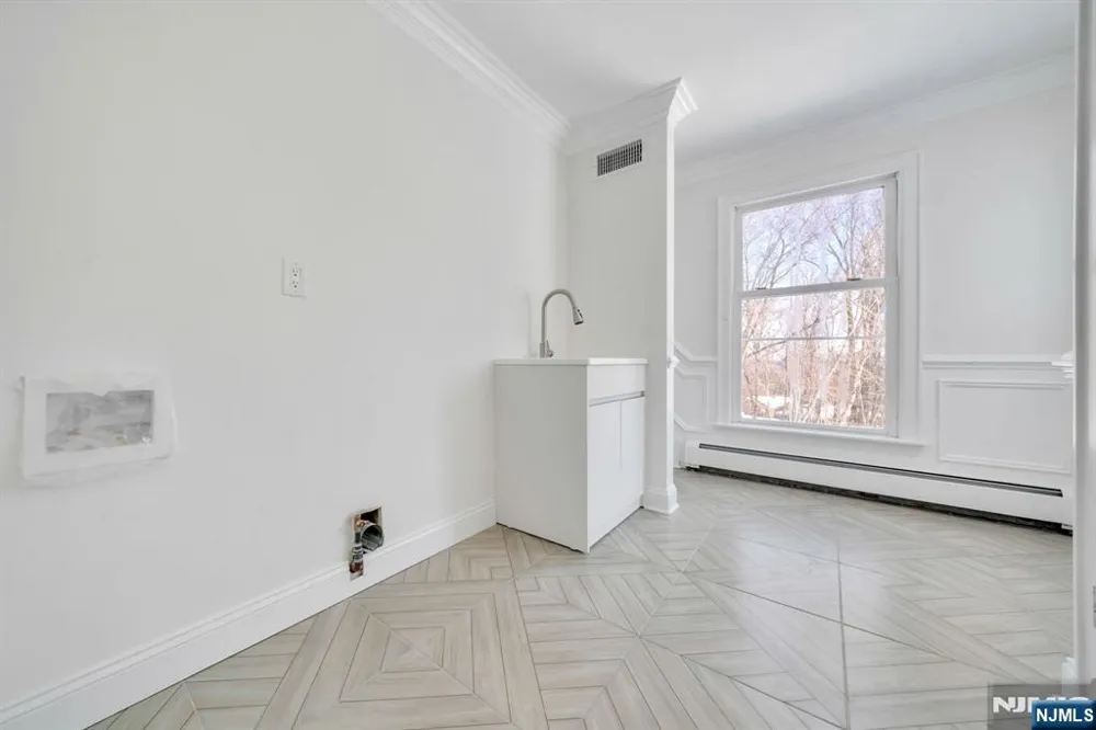 853 Shadow Ridge Road Franklin Lakes, NJ 07417