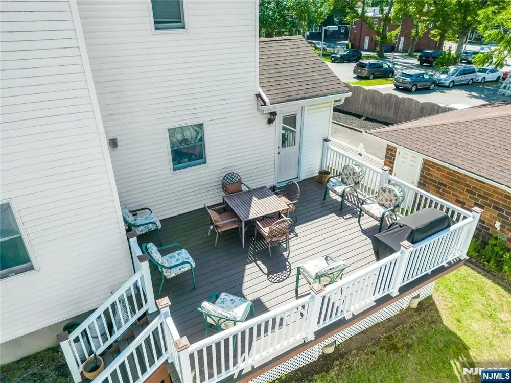 15 Pierrepont Avenue Rutherford, NJ 07070