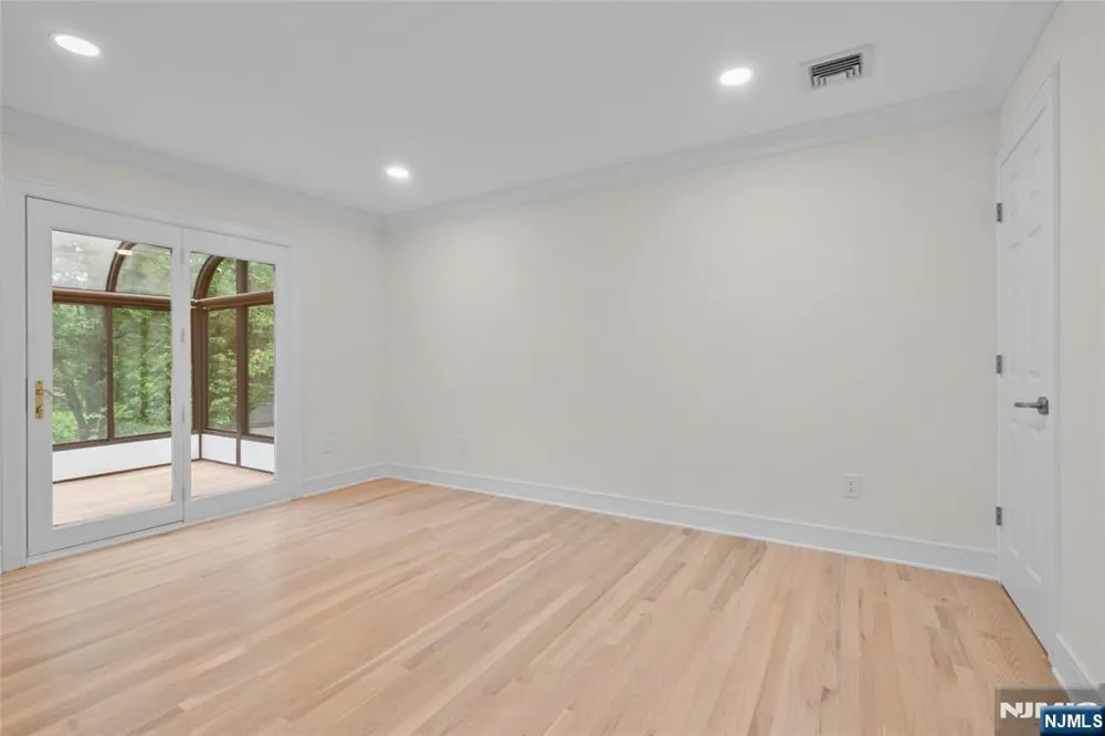 13 Chickadee Road Mount Olive Township, NJ 07828