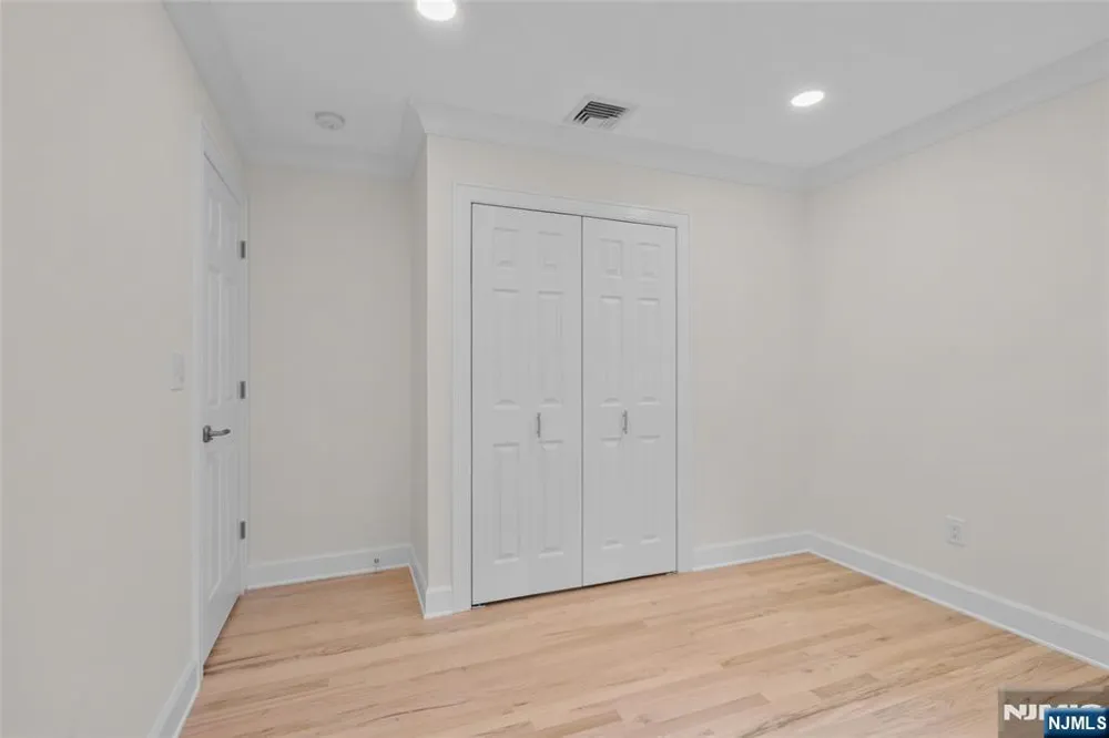 13 Chickadee Road Mount Olive Township, NJ 07828