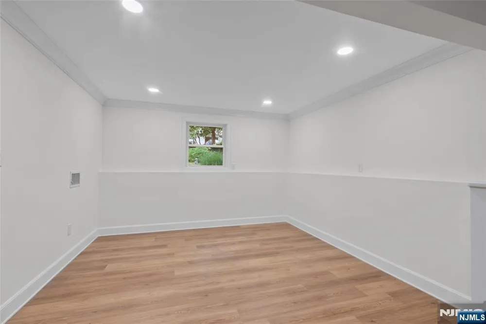 13 Chickadee Road Mount Olive Township, NJ 07828