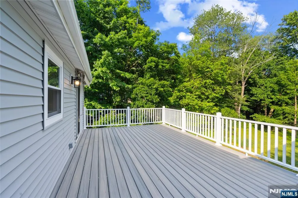 13 Chickadee Road Mount Olive Township, NJ 07828