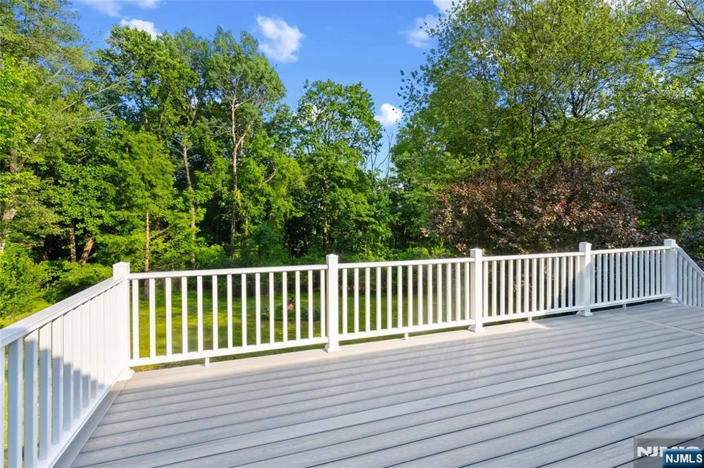 13 Chickadee Road Mount Olive Township, NJ 07828